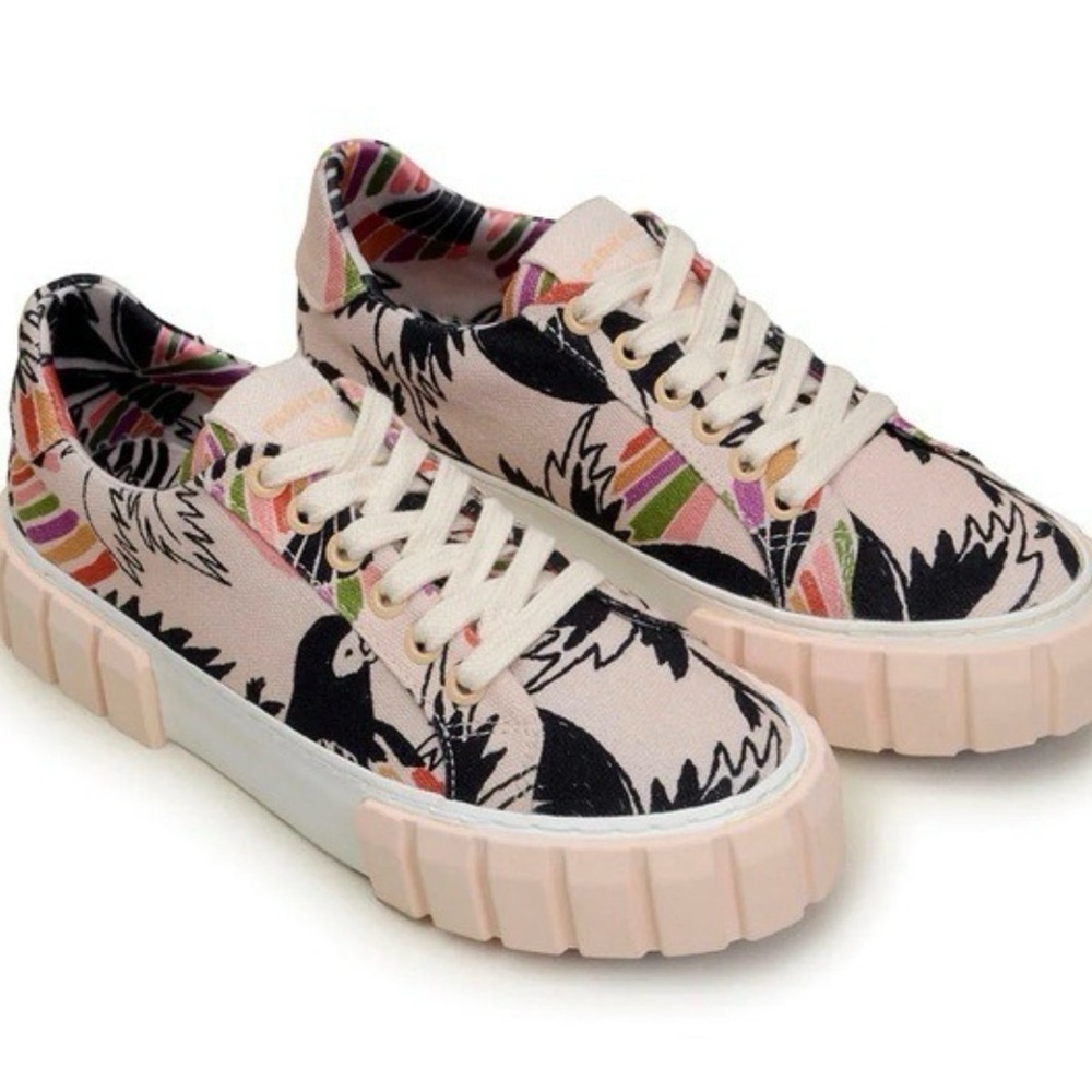 Farm Rio Birds Beige Apricot Multicolor Canvas Platform Sneakers Size 39 EU 8 US
